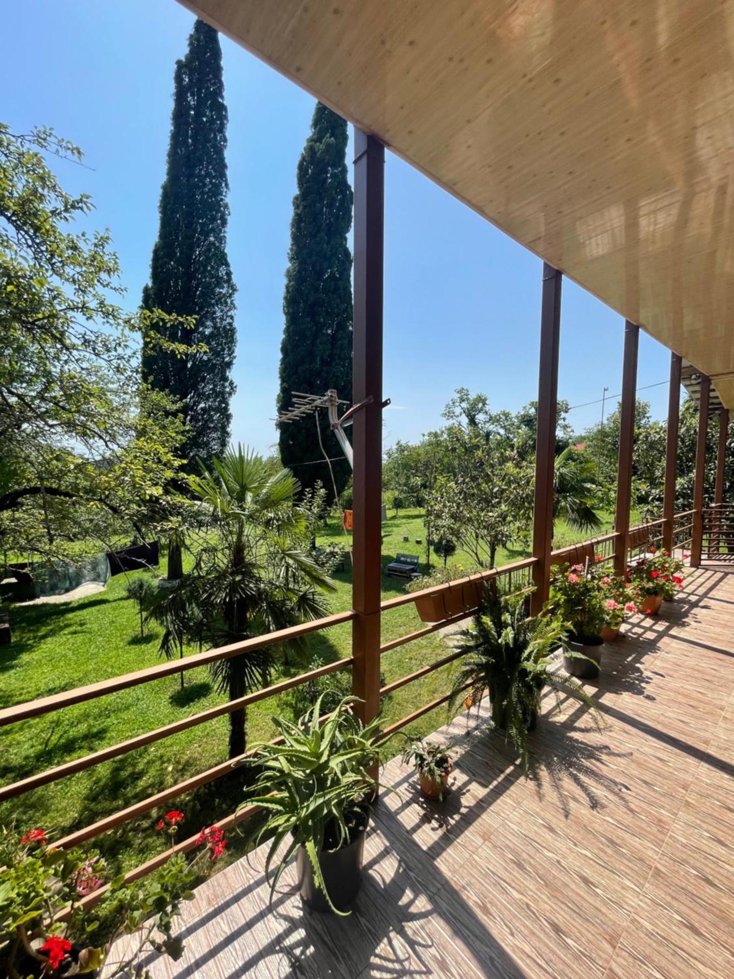 Villa Kardwell Martvili Buitenkant foto